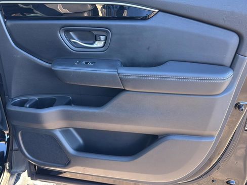 Used 2023 Honda Pilot Touring image 37