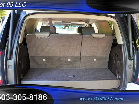 Used 2017 GMC Yukon Denali w/ Open Road Package AWD/4WD image 19