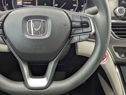 Certified 2018 Honda Accord LX image 22