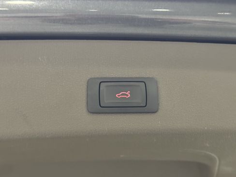 Used 2015 Audi Q5 2.0T Premium Plus w/ Technology Package image 36