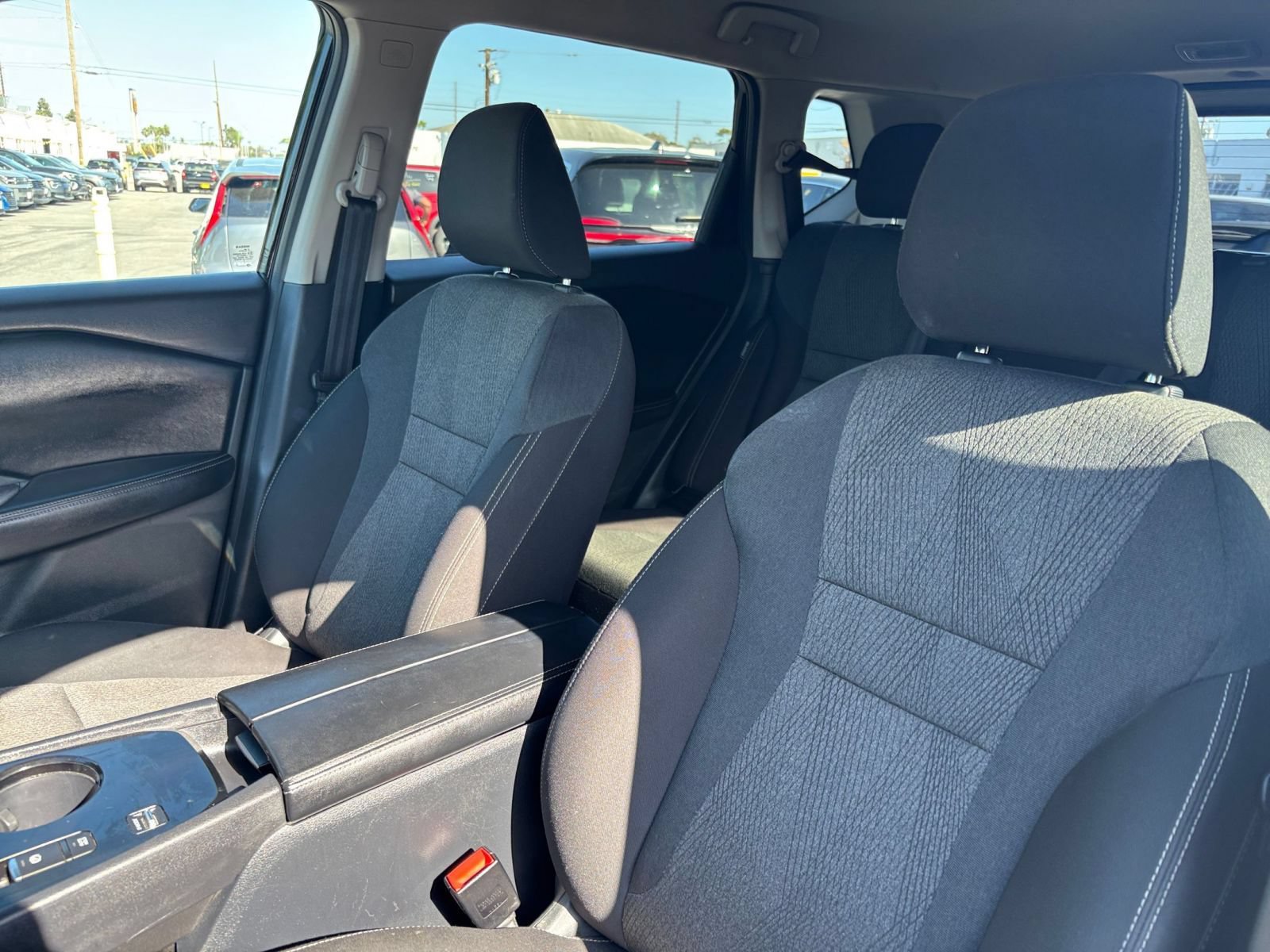 Used 2025 Nissan Rogue SV FWD image 37
