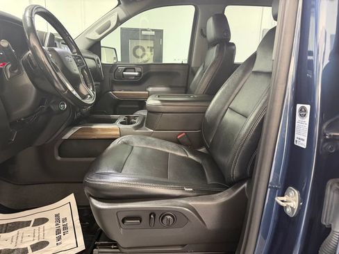 Used 2021 Chevrolet Silverado 1500 LT Trail Boss w/ Convenience Package II AWD/4WD image 14