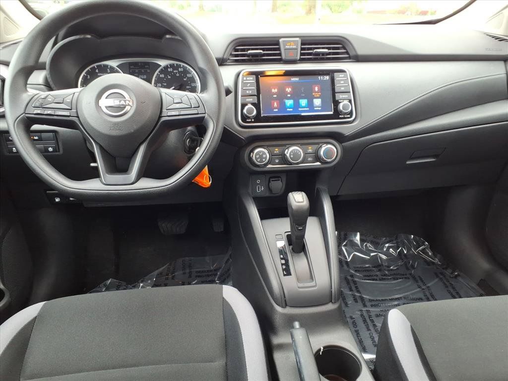 Used 2025 Nissan Versa S w/ Trunk Package FWD image 9