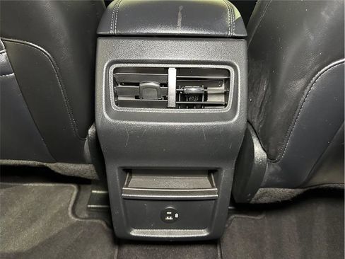 Used 2022 Ford Edge SEL image 20