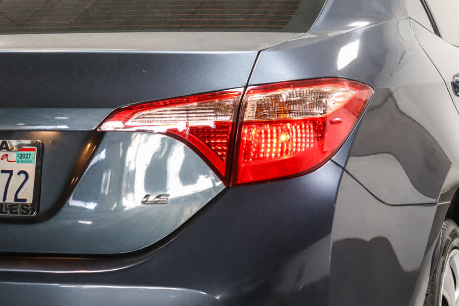 Certified 2019 Toyota Corolla LE FWD image 8
