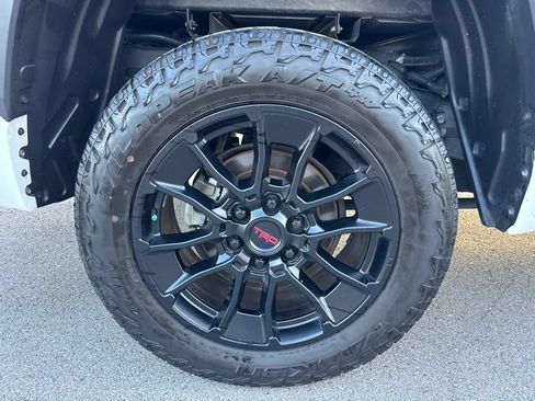 Used 2023 Toyota Tundra SR5 w/ SR5 Convenience Package AWD/4WD image 28