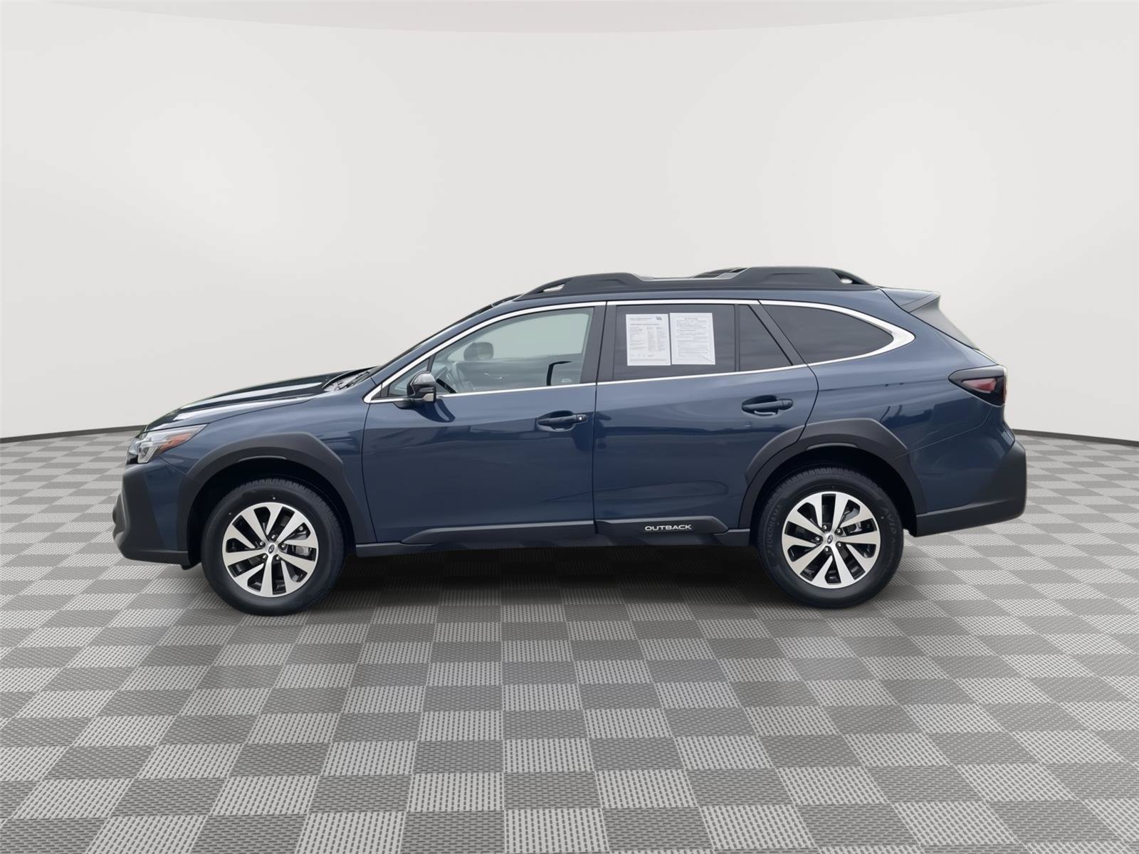 Certified 2024 Subaru Outback Premium w/ Popular Package #1A AWD/4WD image 11