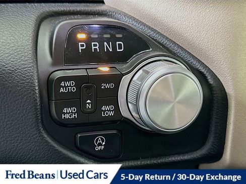Used 2022 RAM 1500 Laramie AWD/4WD image 18