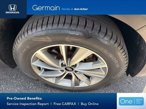 Used 2019 Hyundai Santa Fe SEL FWD image 5
