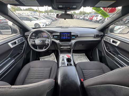 Used 2020 Ford Explorer XLT AWD/4WD image 15