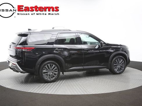 Used 2025 Nissan Pathfinder SL w/ SL Premium Package AWD/4WD image 45