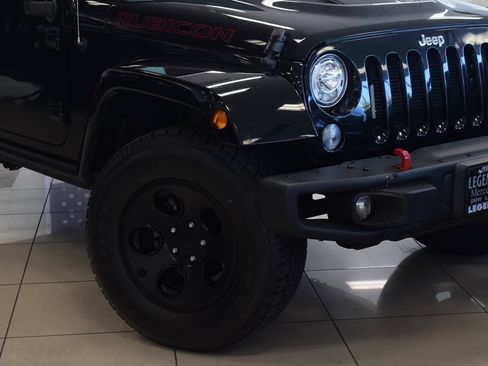 Used 2017 Jeep Wrangler Rubicon AWD/4WD image 29