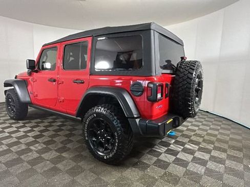 Used 2023 Jeep Wrangler Unlimited w/ Cold Weather Group AWD/4WD image 5