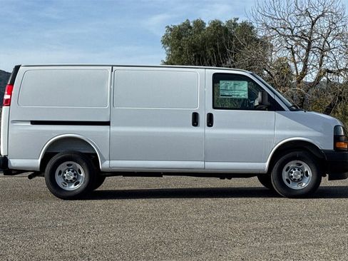New 2025 Chevrolet Express 2500 w/ Enhanced Convenience Package image 3
