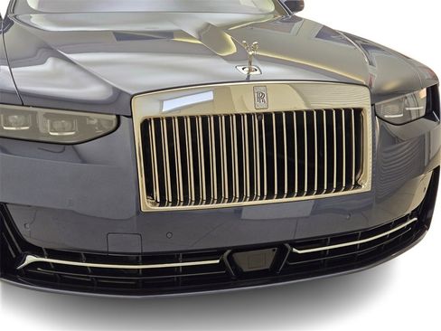 Used 2025 Rolls-Royce Ghost image 7