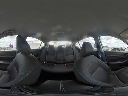 Used 2025 Nissan Altima 2.5 SV FWD image 42