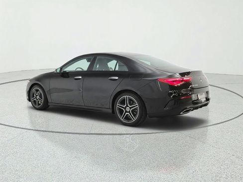 Used 2023 Mercedes-Benz CLA 250 image 7