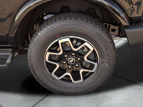 New 2026 Ford Bronco Outer Banks AWD/4WD image 12