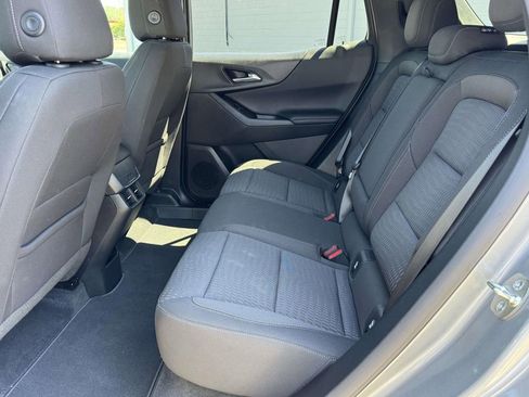 Used 2026 Chevrolet Equinox LT FWD image 17