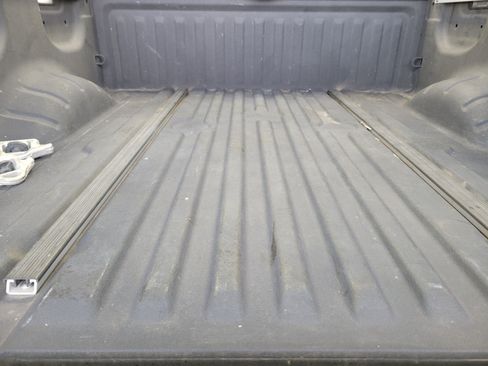 Used 2017 Nissan Titan PRO-4X w/ Pro-4x Convenience Package image 13