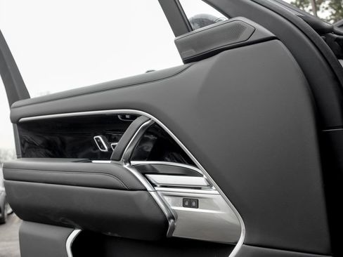 New 2026 Land Rover Range Rover SE AWD/4WD image 10