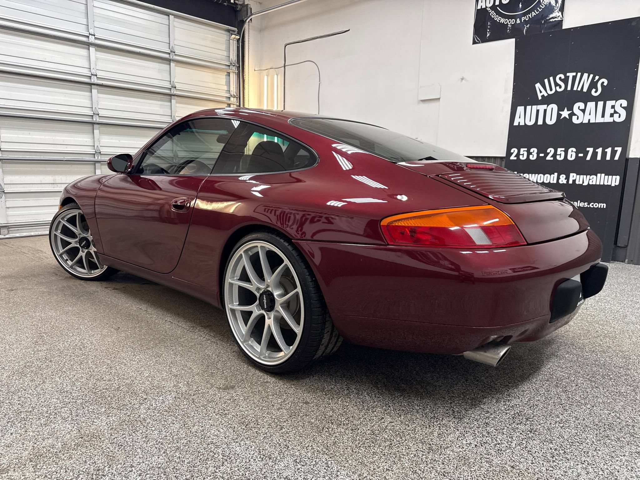 Used 1999 Porsche 911 Carrera RWD image 8