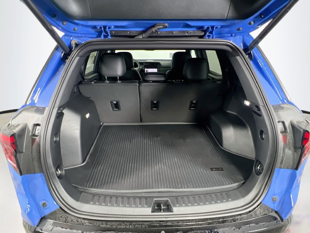Certified 2026 GMC Terrain AT4 w/ Technology Package II AWD/4WD image 25