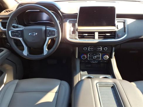 Used 2023 Chevrolet Tahoe Z71 w/ Luxury Package image 19