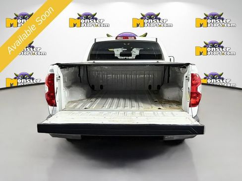 Used 2018 Toyota Tundra SR5 AWD/4WD image 25