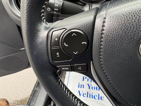 Used 2018 Toyota Corolla iM image 43