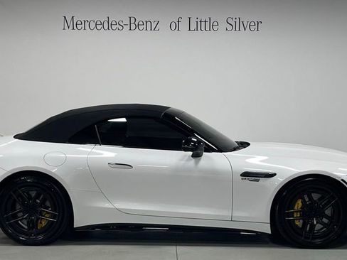 Used 2022 Mercedes-Benz SL 55 AMG 4MATIC image 10