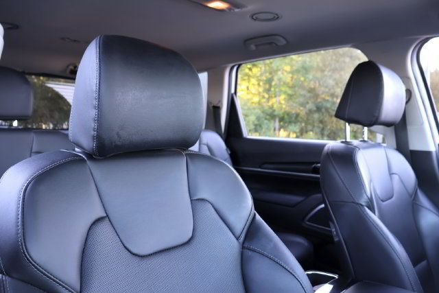 Used 2023 Kia Telluride S AWD/4WD image 16