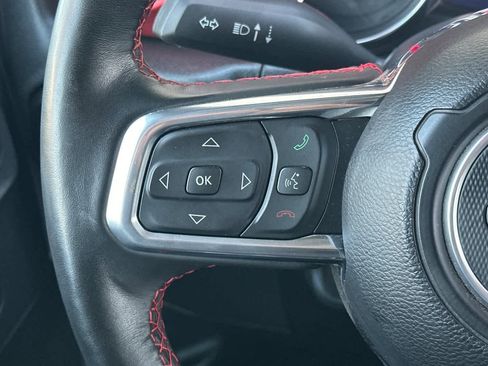 Used 2023 Jeep Gladiator Rubicon w/ Cold Weather Group image 25