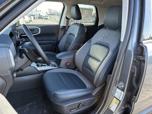 New 2024 Ford Bronco Sport Outer Banks image 9