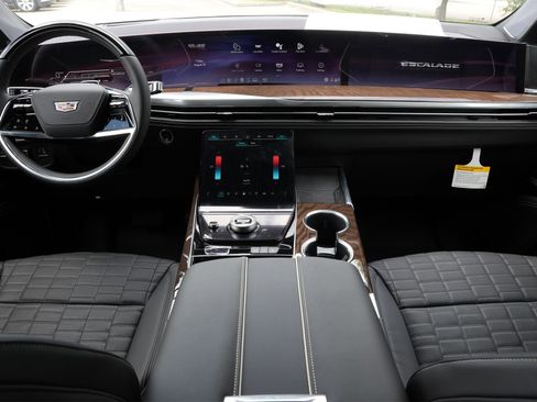 New 2025 Cadillac Escalade Sport Platinum w/ LPO, ONYX Package image 7