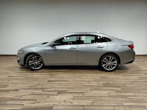 Used 2024 Chevrolet Malibu LT FWD image 21