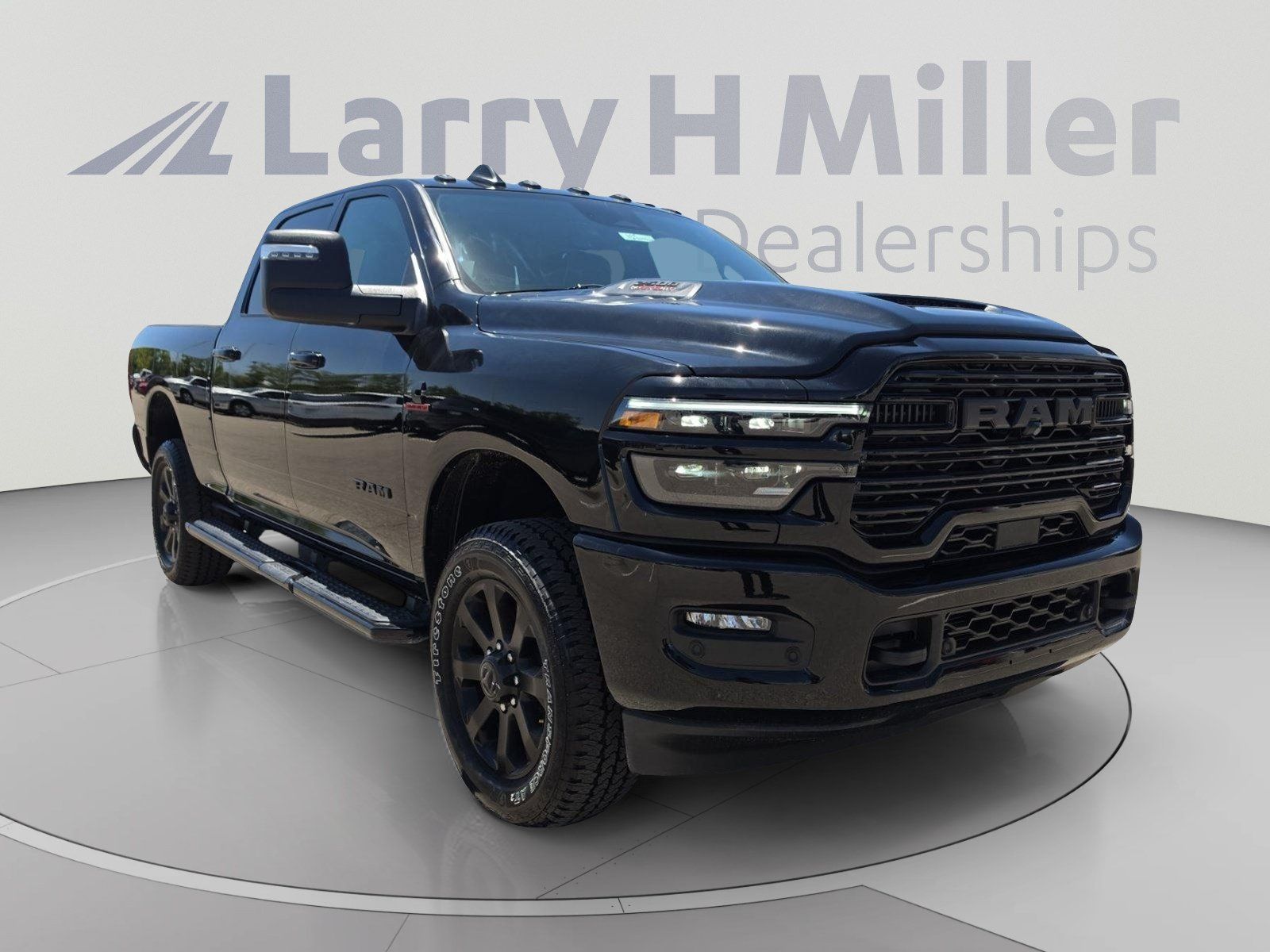 New 2026 RAM 2500 Laramie w/ Night Edition AWD/4WD image 7