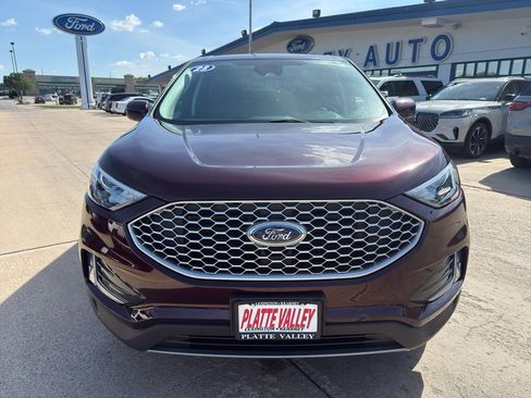 Used 2023 Ford Edge SEL w/ Convenience Package AWD/4WD image 2