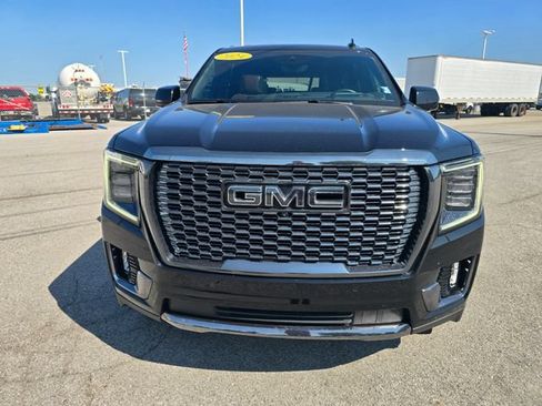 Used 2024 GMC Yukon Denali Ultimate AWD/4WD image 8