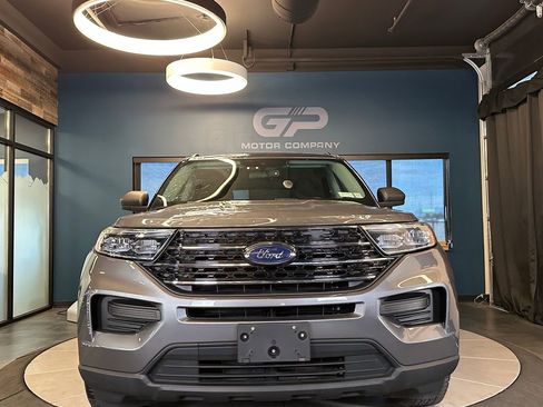 Used 2021 Ford Explorer XLT AWD/4WD image 8