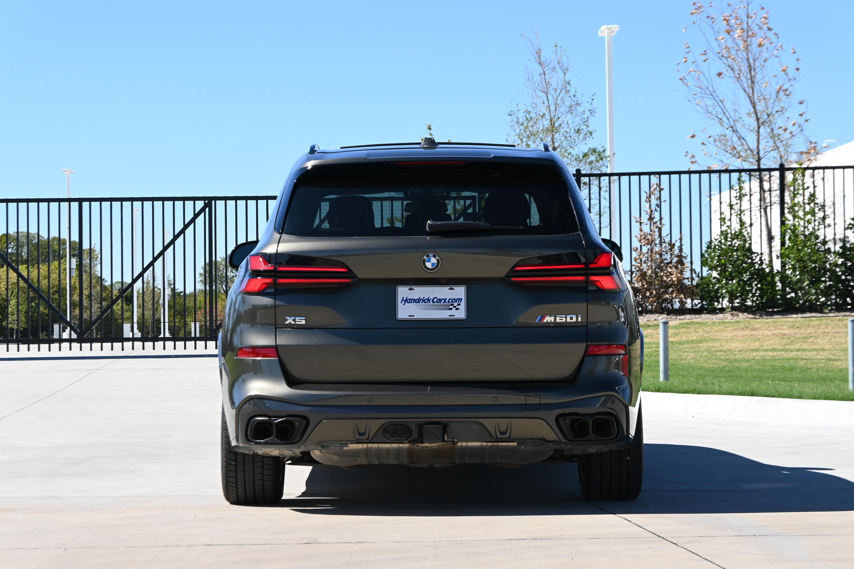 Used 2025 BMW X5 M60i w/ Executive Package AWD/4WD image 8