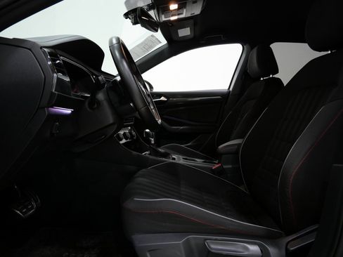 Used 2020 Volkswagen Jetta GLI image 12