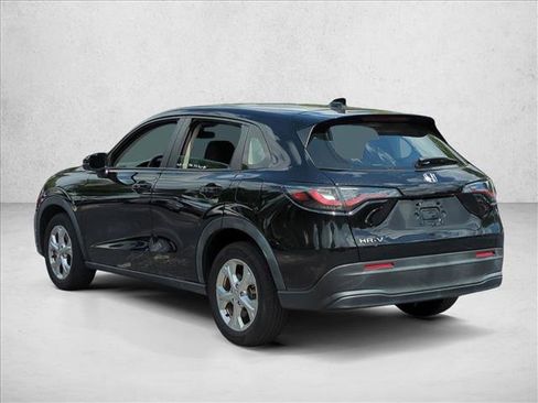 Used 2023 Honda HR-V LX image 7