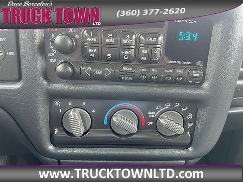 Used 2002 GMC Sonoma SLS w/ Marketing Option Pkg RWD image 19
