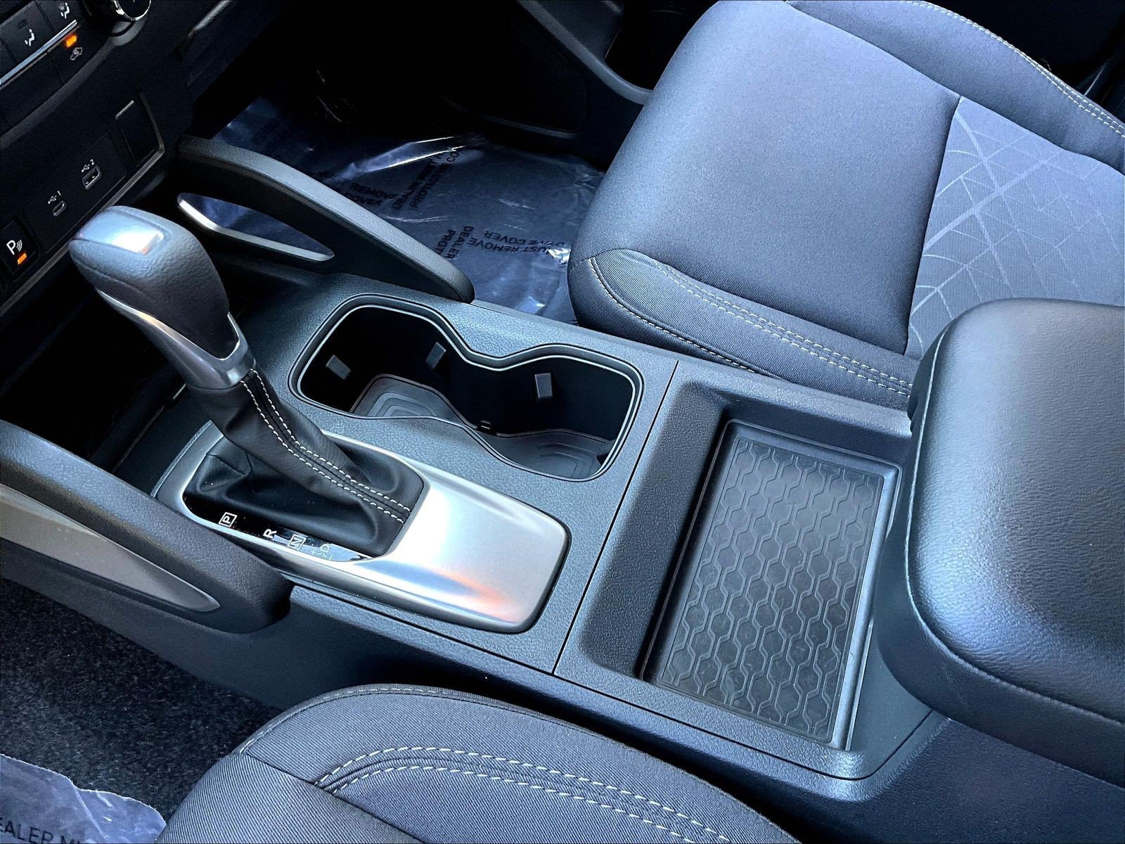 Used 2025 Nissan Frontier SV AWD/4WD image 19