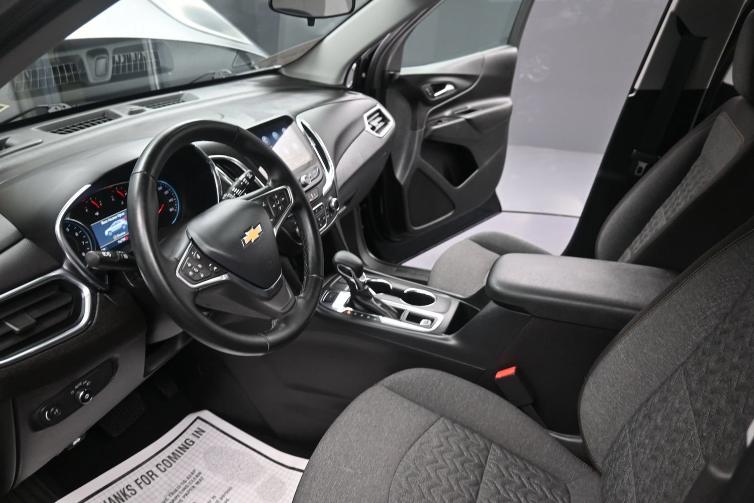 Used 2024 Chevrolet Equinox LT AWD/4WD image 18