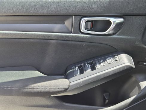 Used 2025 Honda Civic Sport image 27