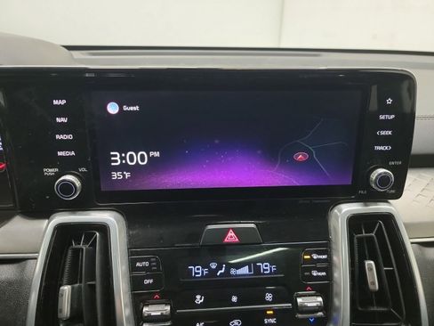 Used 2021 Kia Sorento SX image 22