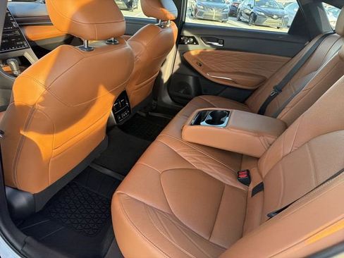 Used 2020 Toyota Avalon Limited w/ Advanced Safety Package FWD image 29