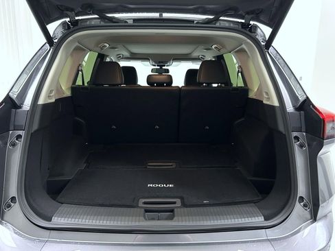 New 2026 Nissan Rogue Platinum AWD/4WD image 9